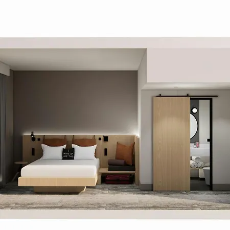 Moxy Docklands Hotel