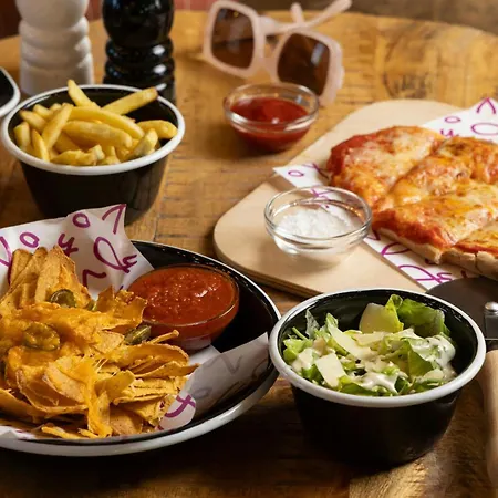 Moxy Docklands