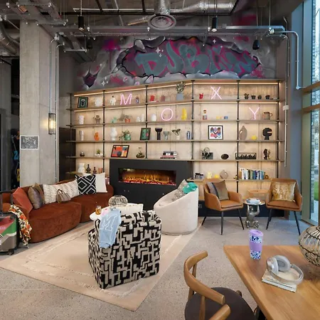 Hotel Moxy Docklands