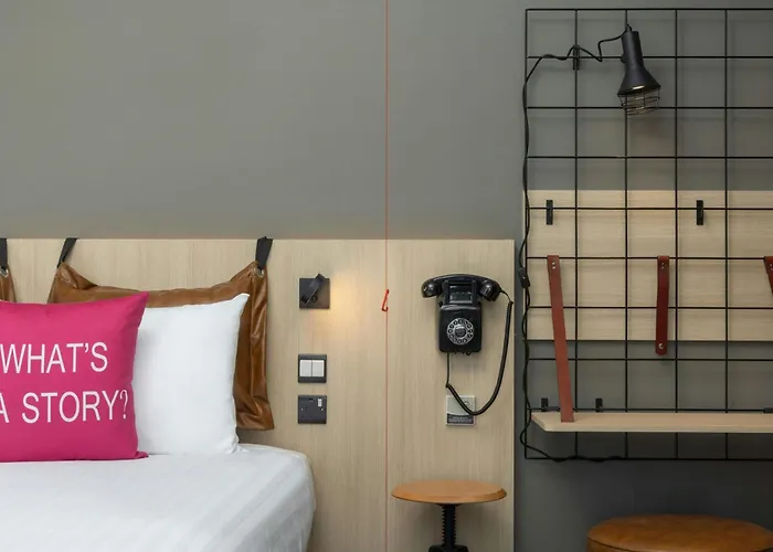 Moxy Docklands Hotell