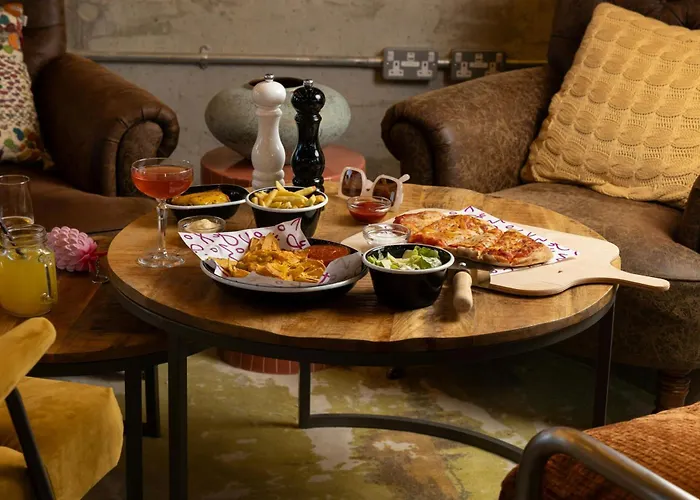 Moxy Docklands Hotell