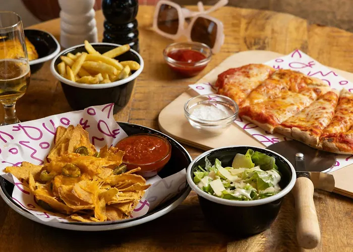 Moxy Docklands